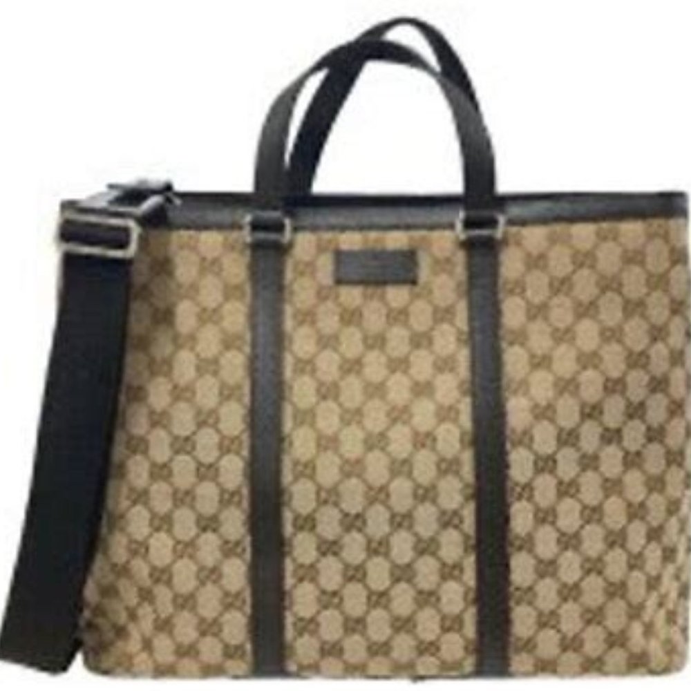 Gucci GG Large Authenticate Tote Bag Beige